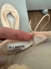 Gaynor Minden Pointe Shoes 7.5 M Classic Fit , Blue Arch, Made in USA