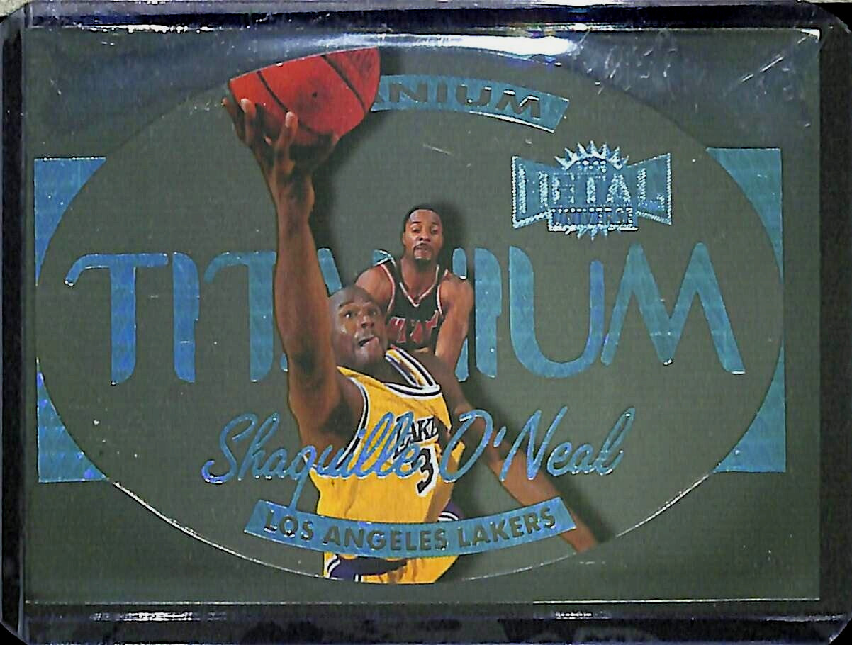 1997 Fleer Metal Universe Titanium #4 Shaquille O'Neal