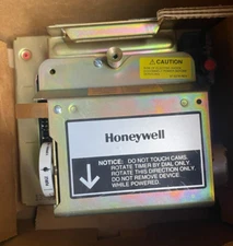 Honeywell Flame Safe Guard (FSG) Programmer #R4140L1147 - New with Box