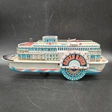 Modern Toys Whistling Show Boat Battery Operated Queen Riverboat Tin Japan