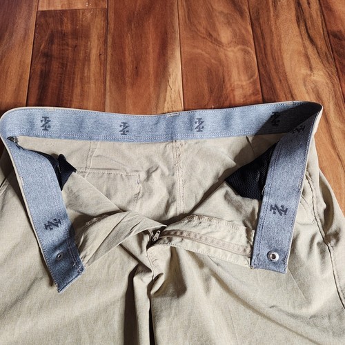 Pantalones Cortos de Golf Izod Para Hombre Beige Frente Plano Talla 34 Ligeros Rendimiento Informales - Imagen 4 de 9