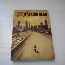 THE WALKING DEAD: SEASON 1