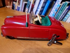 VERY NICE SCHUCO WIND UP RED RADIO 4012 CONVERTIBLE made in GERMANY