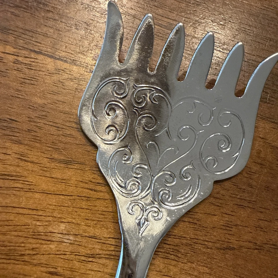 Vintage Sheffield, England, Silver Plated Salad/Appetizer Serving Fork - Image 2 of 4