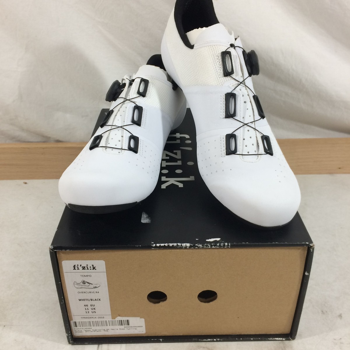 Fizik Tempo Overcurve R4 Men's Road Cycling Shoes, White/Black