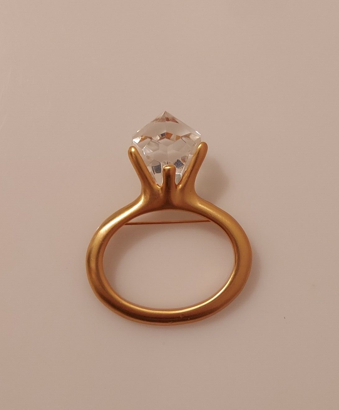 Vintage engagement ring statement pin brooch for elegant style-image