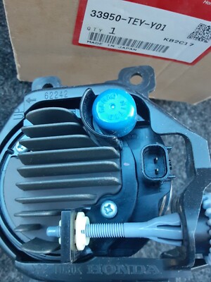 AT 62242-ZX00A Genuine Nissan Part