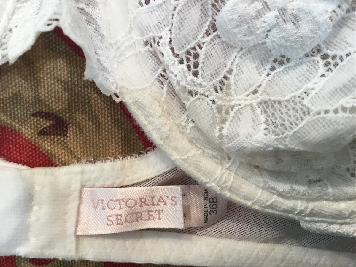 VTG Victorias Secret Beautiful White Stretch Lace Y2K Unlined Bra