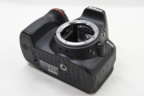 "1,200 shots" Nikon D5300 24.2MP Camera Body w/ AF-S DX 18-55mm VR II #250511j - Picture 4 of 12