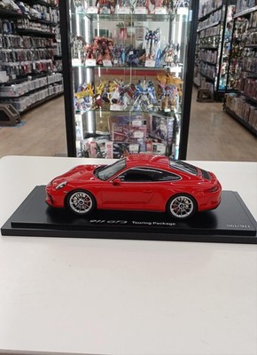SPARK 1/18 911 GT3 TOURING PACKAGE