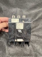 SIEMENS 100 AMP BOLT-ON CIRCUIT BREAKER 277/480 VAC 3 POLE BQCH3B100