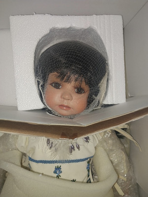 Denise McMillan Whispering Wind Doll Native American Indian 24''  137/750 NIB