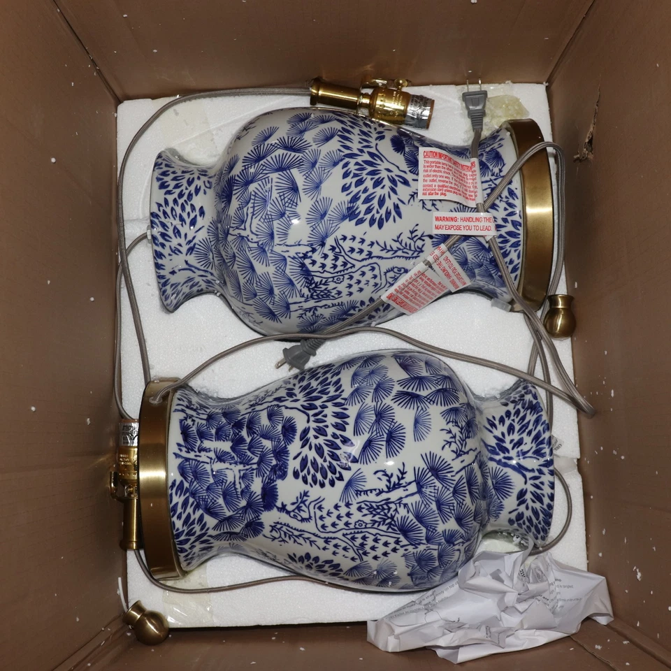 (2-Pk) Juego de Lámpara de Mesa Safavieh Chinoiserie Alona Azul/Blanco 28" TBL4162A-SET2 Foto 4 de 4