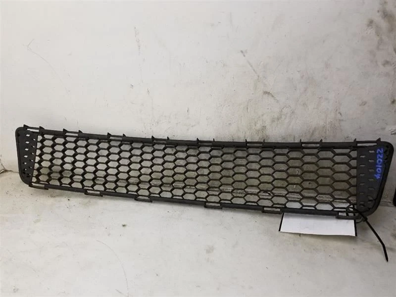 06 SCION XA ЦЕНТРАЛЬНАЯ НИЖНЯЯ РЕШЕТКА SLV-1E7 - Изображение 2 из 4