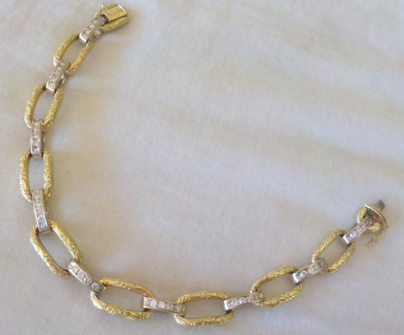 Solid 18K Multi Gold Oval Chain Link Diamond Brac… - image 5