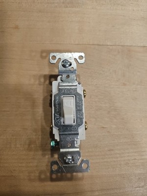 EATON CS220W Arrow Hart Eagle Cs Toggle Switch, 120/277 Vac, 20 A, 2 P, White