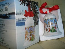 Hutschenreuther Weihnachtsglocke 1987 mit buntem Karton u. a. sp&auml;ter