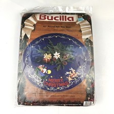 NEW Vtg BUCILLA Kit 43" Round BLUE Felt Tree Skirt "MERRY CHRISTMAS  1993