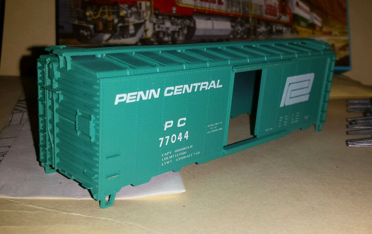 HO Scale Athearn 1206 Penn Central 40' Single Door Boxcar 77040 Y1012 for sale online