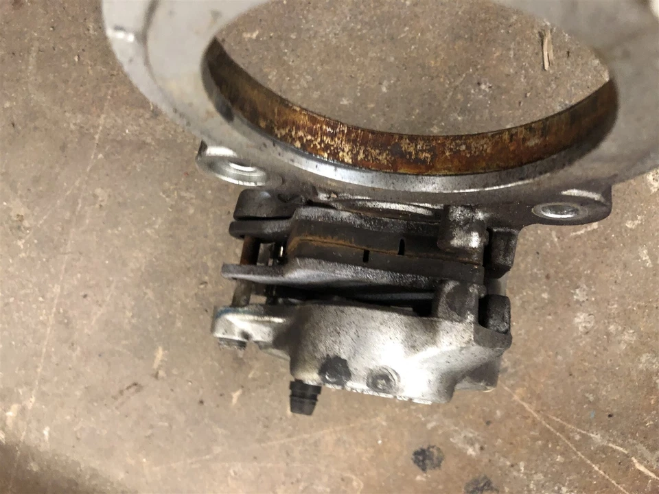 Pinza de freno SkiDoo MXZ TNT 600 GSX Tundra 800 Skandic 1200 Renegade 850 08-22 Foto 2 de 3