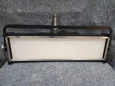 Kino Flo Celeb 400 LED Yoke Mount DMX 2700-5500K Pro Soft Light CEL-400C-120U