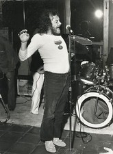 1975 Joe Cocker at Peter Sellers B-Day Party in LA Photo by Terry O'Neill