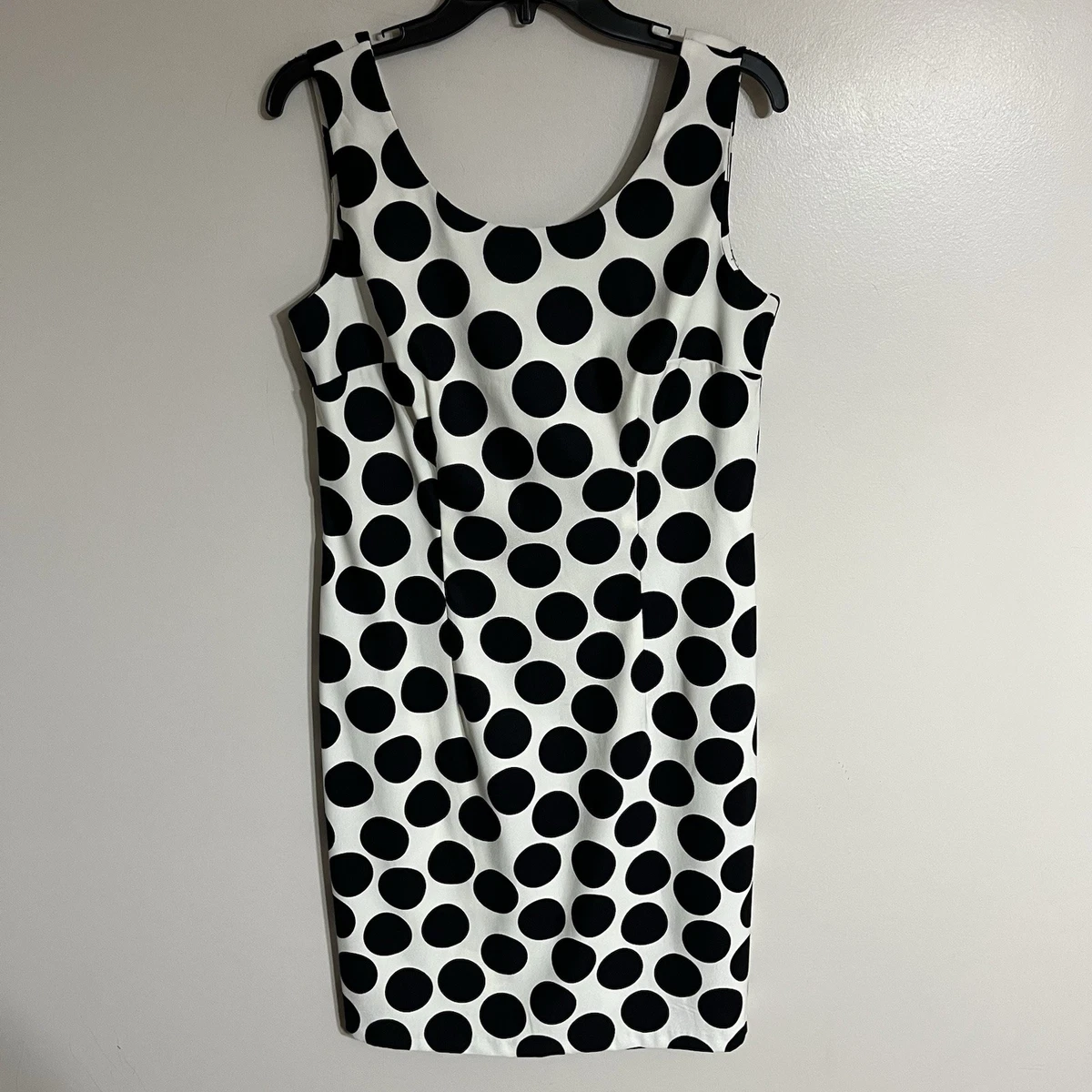 Robe à Pois Noir Et Blanc AGB - Taille 12, Manches Courtes, Col V, Neuve Sans étiquettes