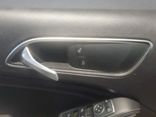 Porte arrière et accessoires Mercedes CLASSE A