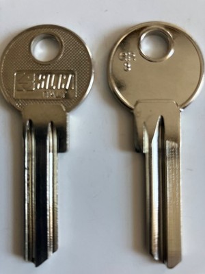 10 Stück Silca  Schlüsselrohlinge GR 3