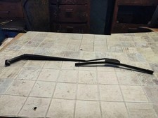 TOYOTA AVENSIS Estate T25 Scheibenwischer vorne 6598 2.00 Diesel 85kw 18241597