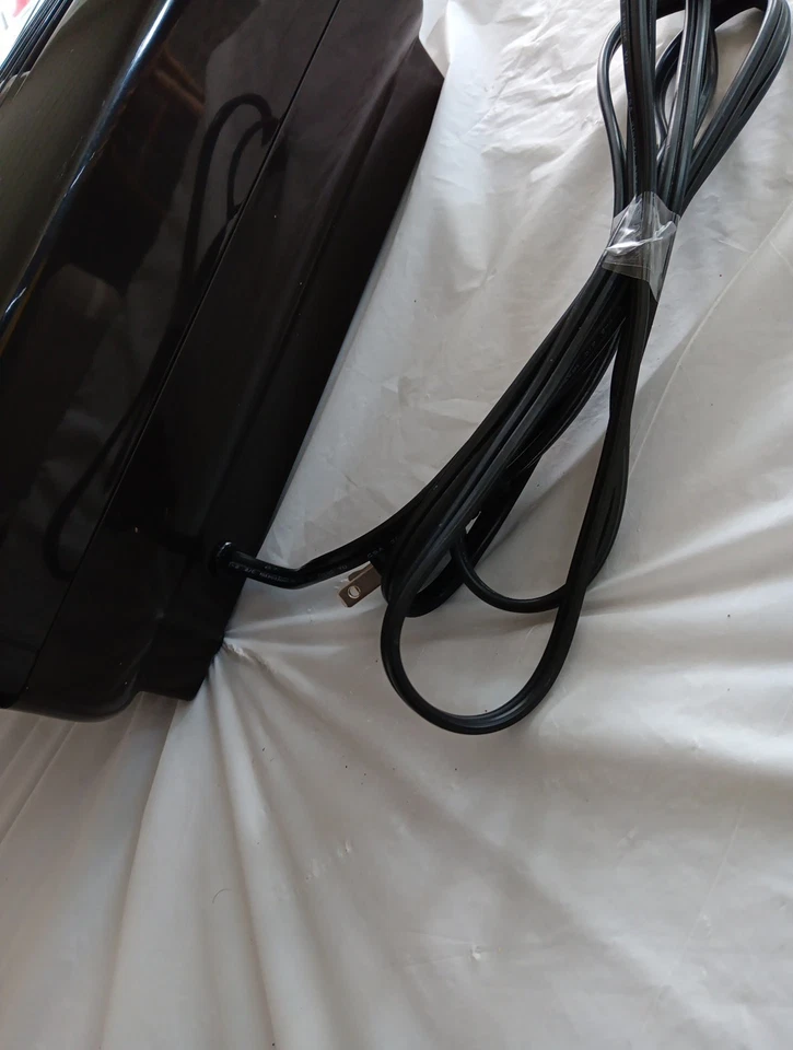 Ventilador Hunter apenas para uso doméstico deve ser removido com frequência e sujeira coletada - Imagem 4 de 4