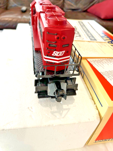 LIONEL6-11738 #1 SOO LINE GP38 ~ 8-WDr FREIGHT SET METAL FRAME&RAILS K/N - Picture 7 of 9