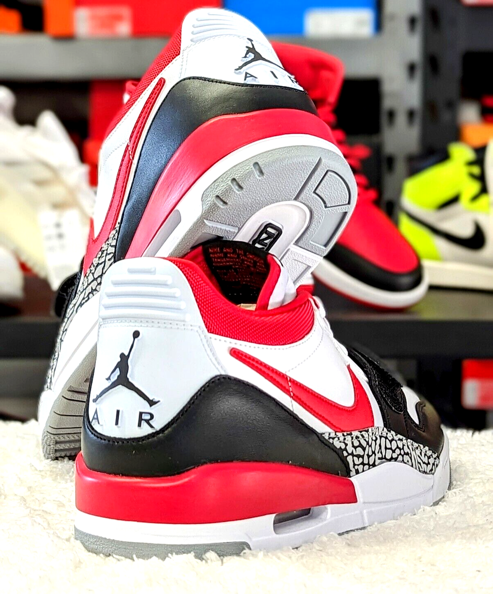 NIKE Air Jordan 1 レガシー312赤/白/黒 Nike Air Jordan Legacy 312 Low Chicago Red Black CD7069-106 Men