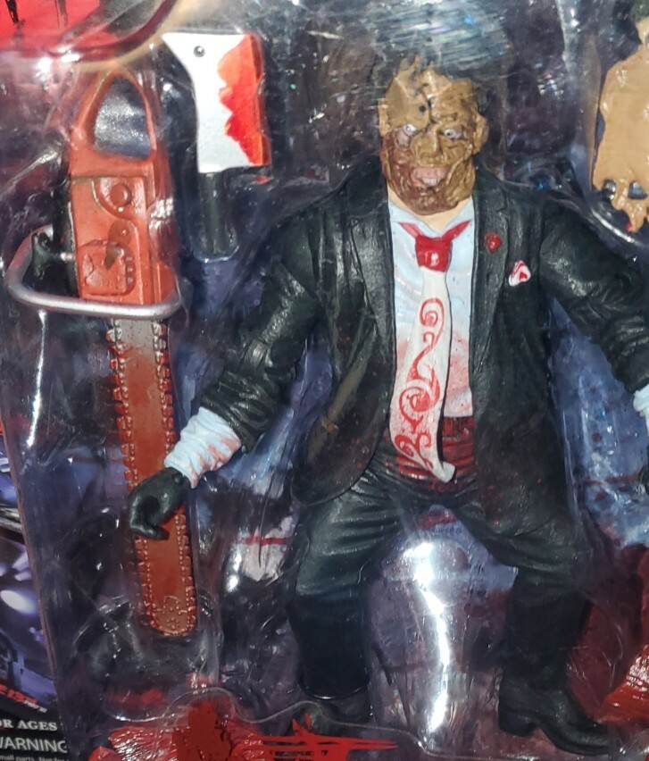 Mezco Cinema of Fear Leatherface Figure Texas Chainsaw 2 new