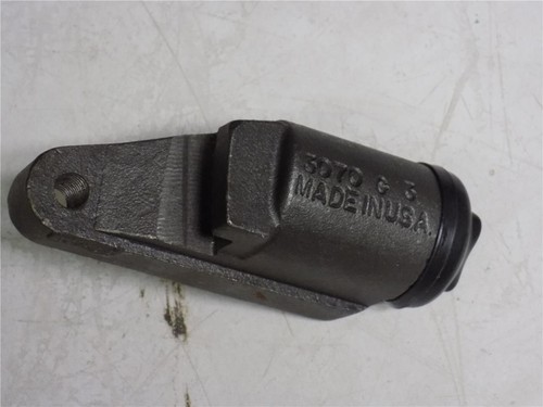 Raybestos WC37228 Front Brake/Wheel Cylinder Assembly - Picture 4 of 5