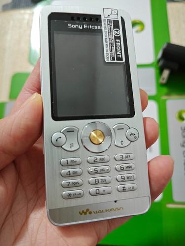Original Sony Ericsson W302c W302 Unlocked 2MP Bluetooth mp3 Mobile Phone 2.0 - Picture 12 of 12
