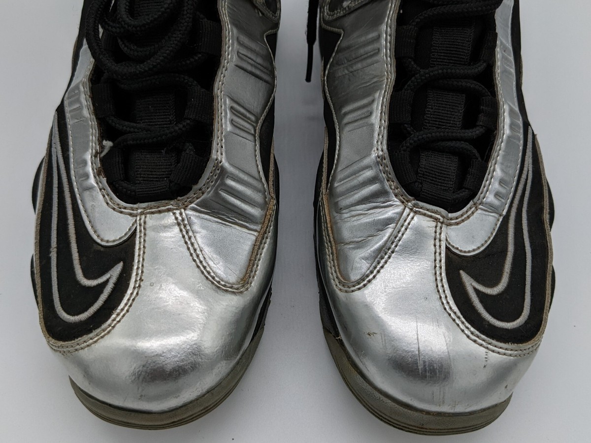 black and silver griffeys