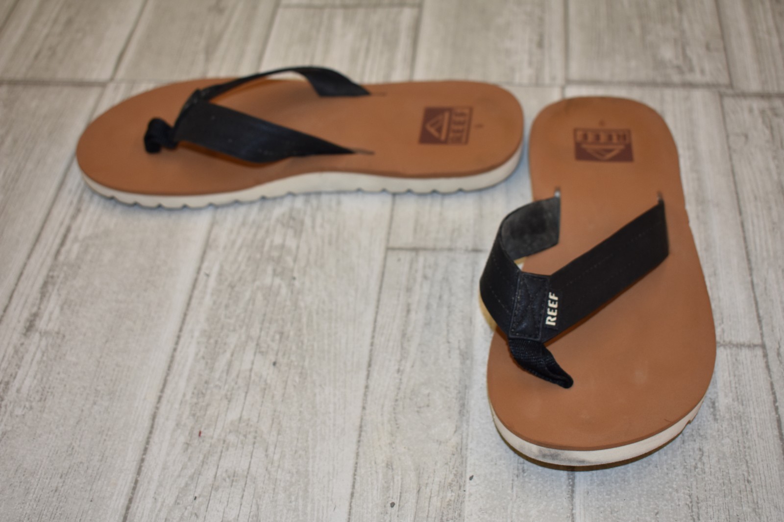 skechers golson sandals