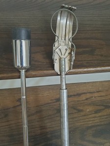 lot Golf Ball Retriever: Telescopic: Expands to 18 Feet: Aluminum/weighted steel