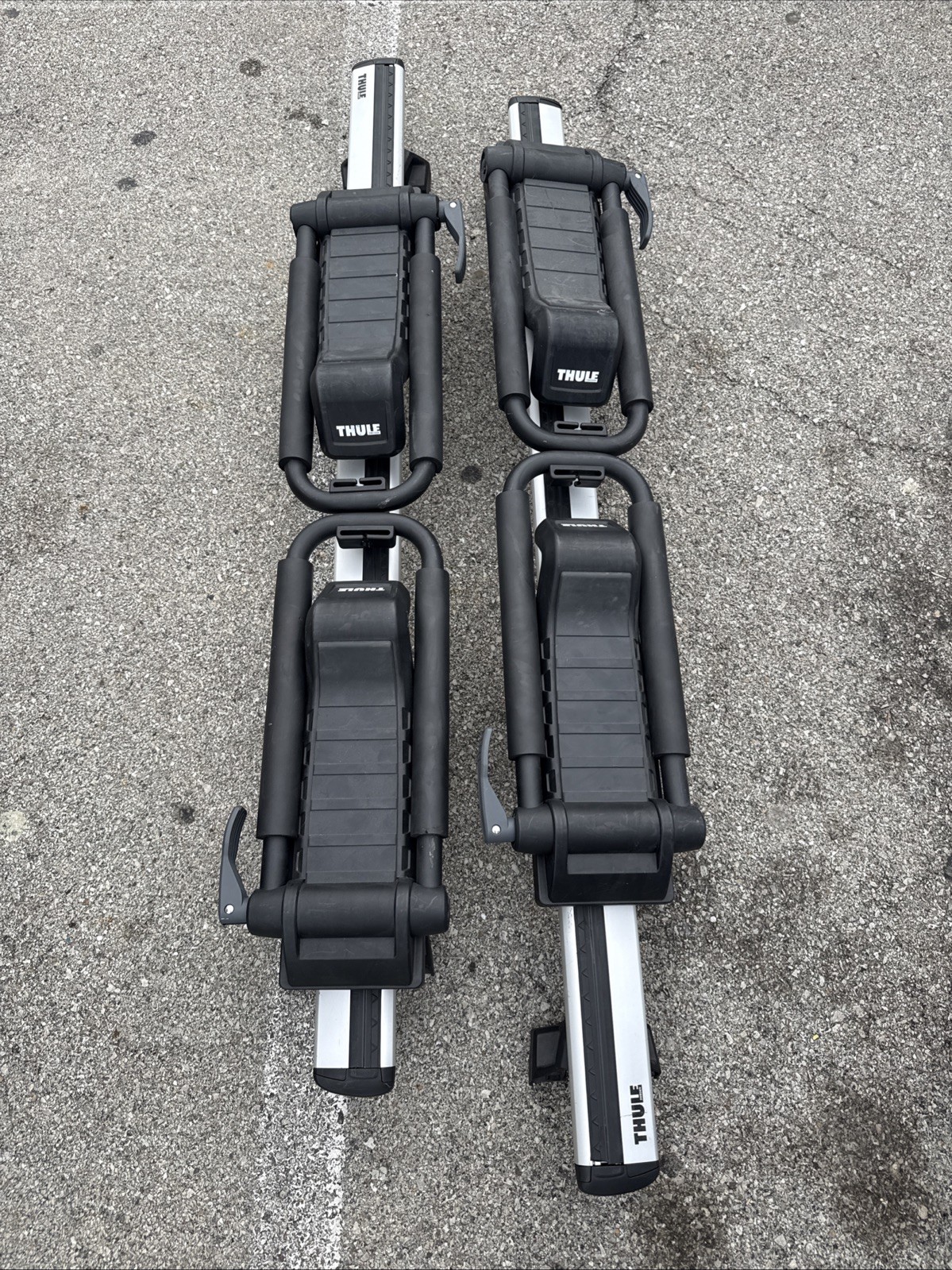 Carrier Roof Rack Black No Keys Read