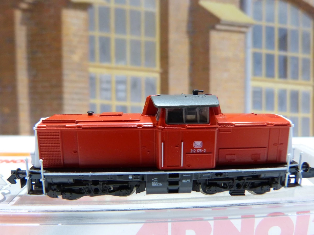 Arnold 2013 Diesellok BR 212.176-2 DB    Spur N      86/4