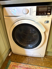 AEG 7000 Series KOMBI DualSense Front-Load Washer Dryer White Freestanding