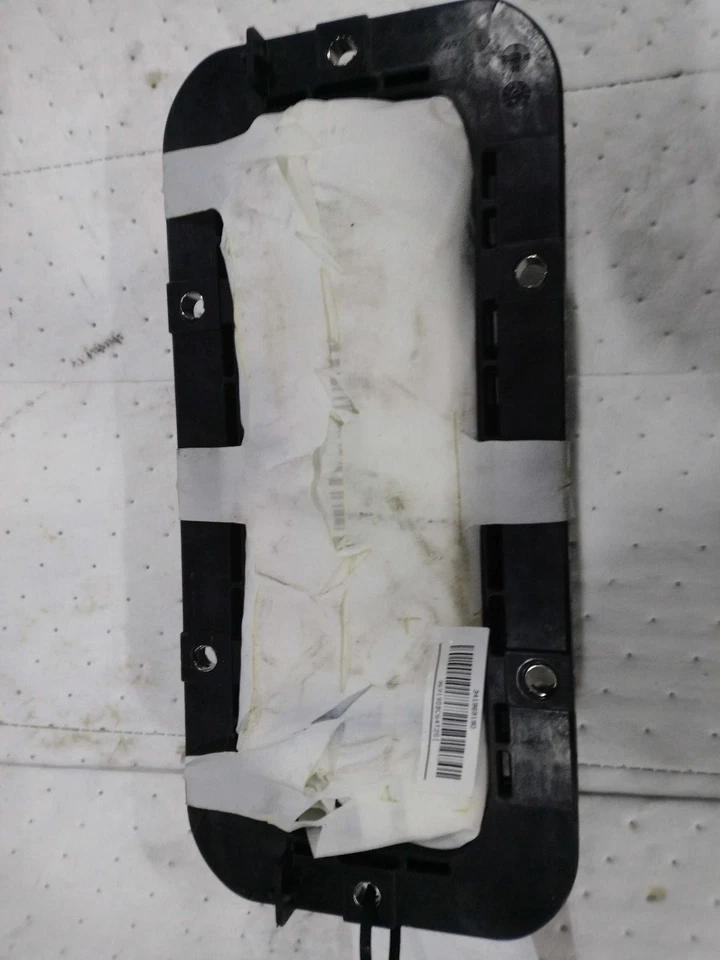 Used Right Instrument Panel Air Bag fits: 2017 Volvo S90 passenger dash Right Gr Foto 2 de 4