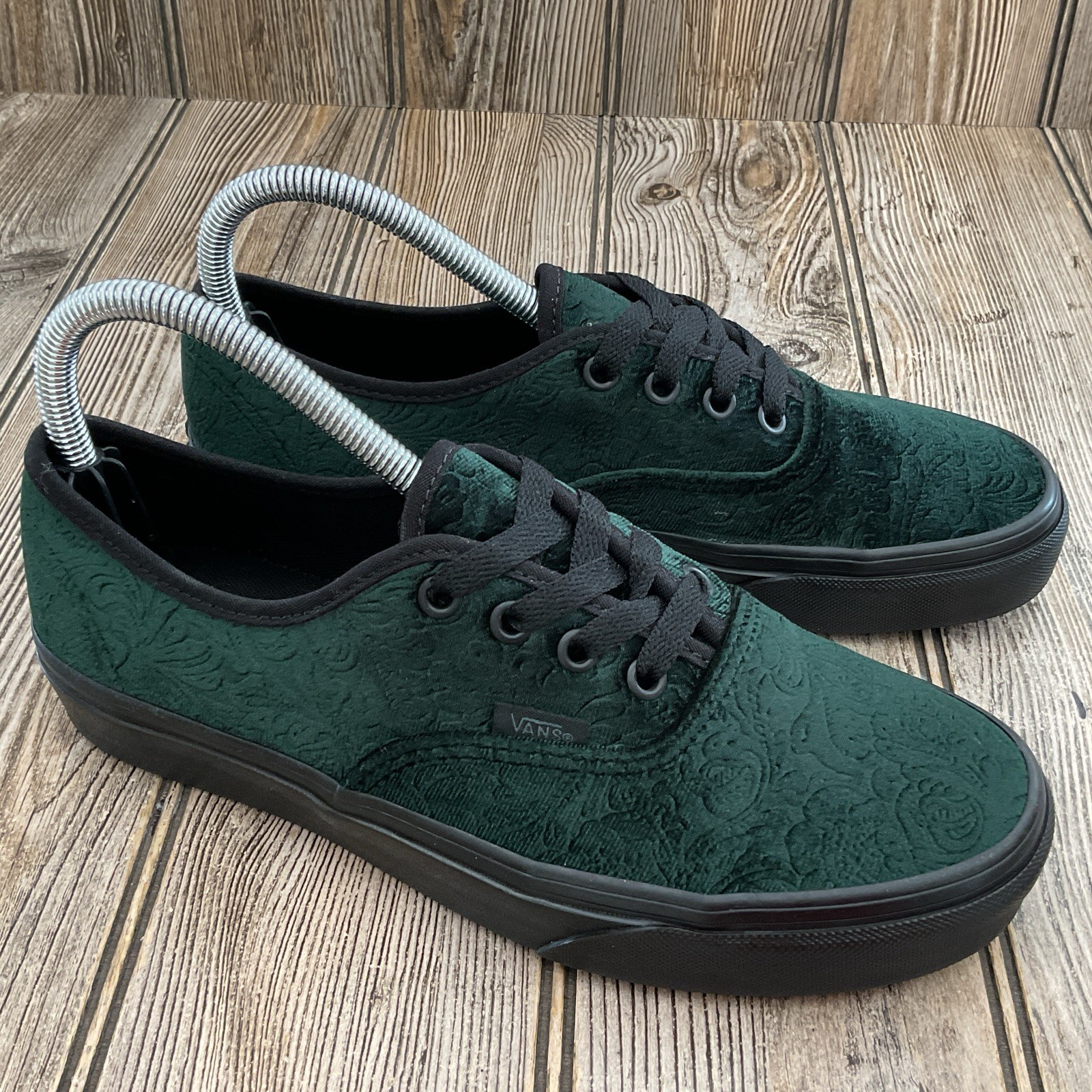 Shoes Jungle Green 751505 Size M 6 W 7.5