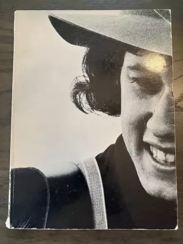 This is the Arlo Guthrie Book Songbook