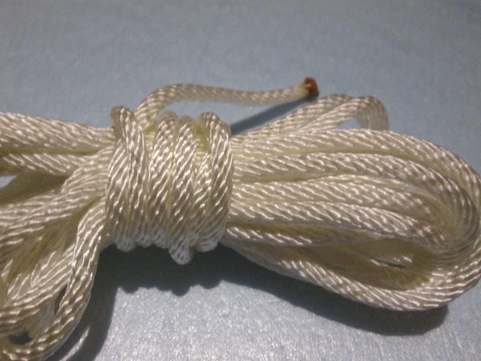 20' feet x 1/4" #8 (6.35mm) Heavy Duty Nylon Solid Braid Recoil Starter Rope  - Image 2 of 4