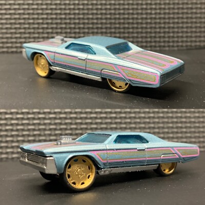 1:64 30'' Forza wheels and tires.  3d printed Gold Painted wheels