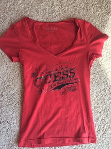 maglietta guess rossa