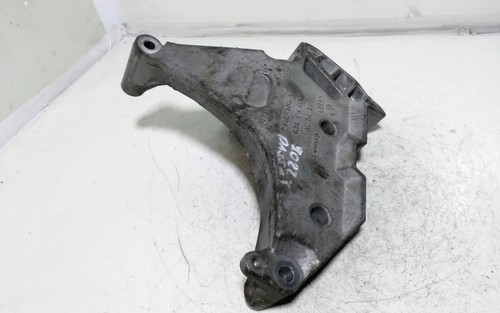 VW PASSAT B6 3C2 Motorhalter links 03G199207 1.97 Diesel 120kw 2010 28587008