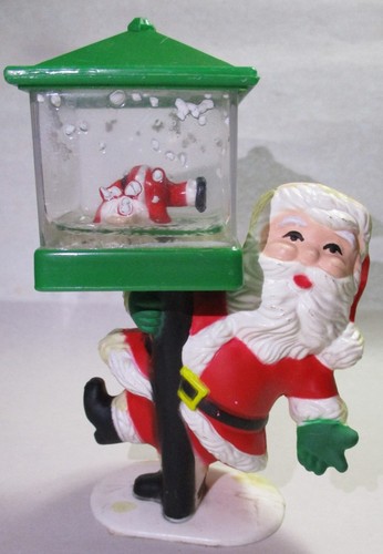 VINTAGE 1980s SANTA CLAUS BY LANTERN SNOW GLOBE, PLASTIC SANTA HEADSTAND